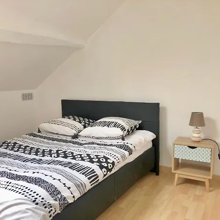 Duplex 2 Chambres 4 Personnes - Bourg De Saclay Esterno foto